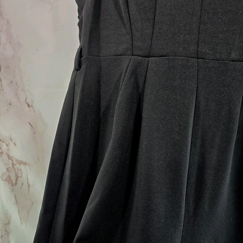 Calvin Klein Jumpsuit Womens 12 Black Short Sleeve Pants Suit V Neck Straight - Picture 10 of 11